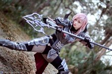 Alyson-Tabbitha-FFXII-Lightning-Cosplay-14.jpeg